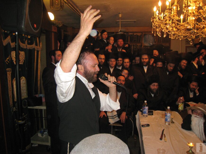 Rare Footage of Yehuda Green Composing a Brand New Song