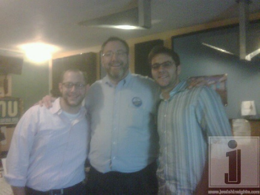 Nachum Segal Presents Aryeh Kunstler and the Official JM in the AM Debut of His New CD