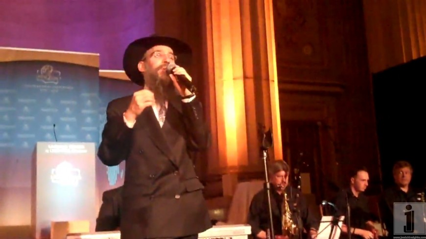 Avraham Fried sings in D.C.