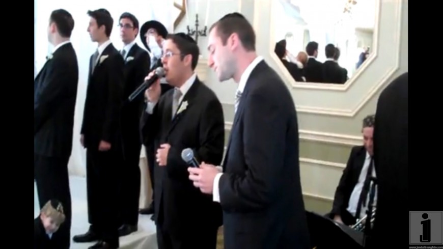 Yonatan Shlagbaum & Shloime Kaufman singing by a wedding accompanied by the BaRock Orchestra