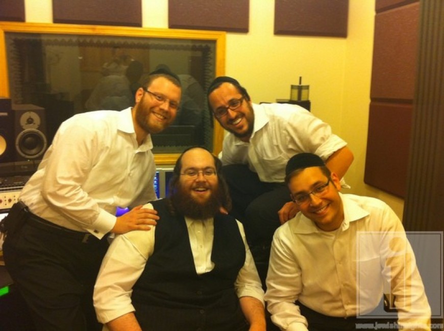 Lipa Schmeltzer In studio with David Gabay, Yumi Lowy & Naftoli Schnitzler working on their projects