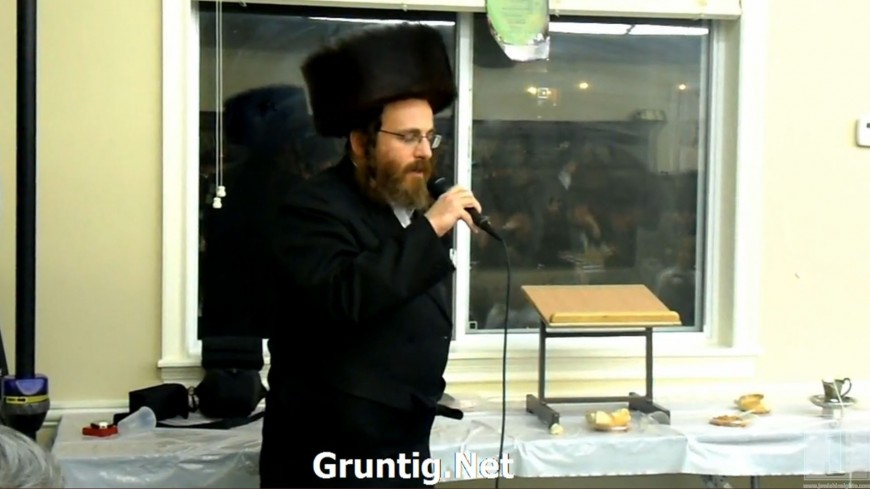 Hasidic Performer Issiac Honig Sings “A Yiddele A Yiddele”