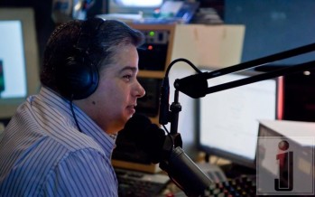 Yossi Green Kumzits on Radio “Kol Chai”
