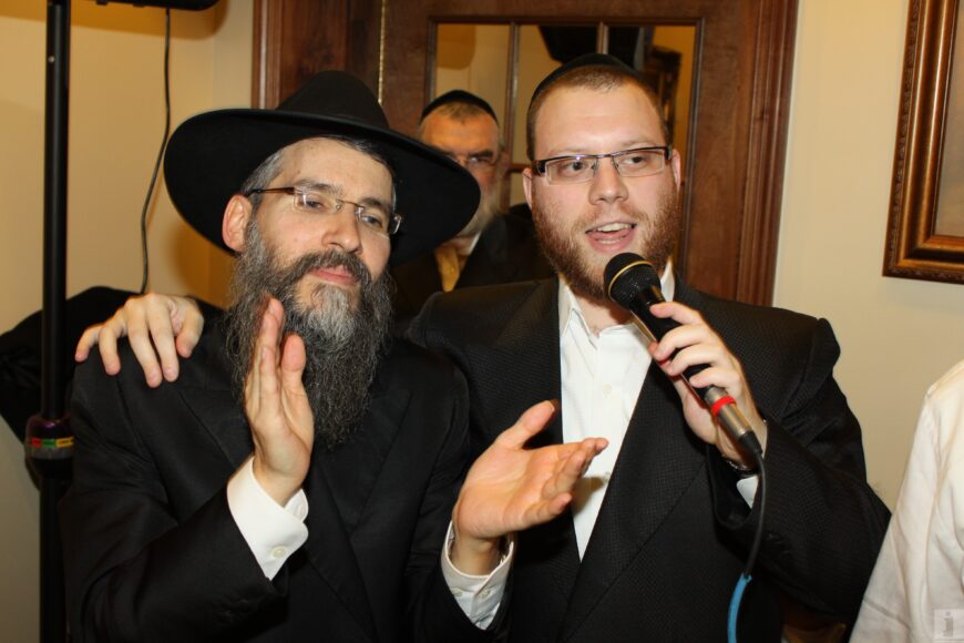 Yumi Lowy & Avraham Fried singing for “Kids Of Courage”