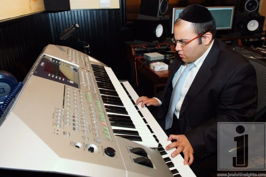 Baryo is back with a new single: Or Halevono