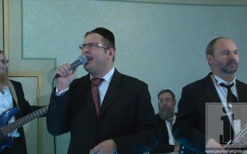 Dovid Gabay at a recent wedding conducted by Yisroel Lamm