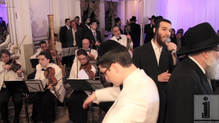 Beri Weber Sings A Chuppa