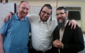 Zevi Fried with Avraham Fried & Yossi Tyberg in the studio