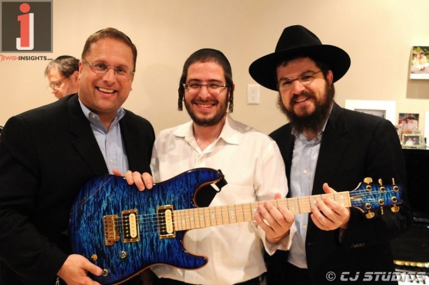 Benny Friedman, Shloime Dachs & Benny Amar perform for Crown Heights special needs