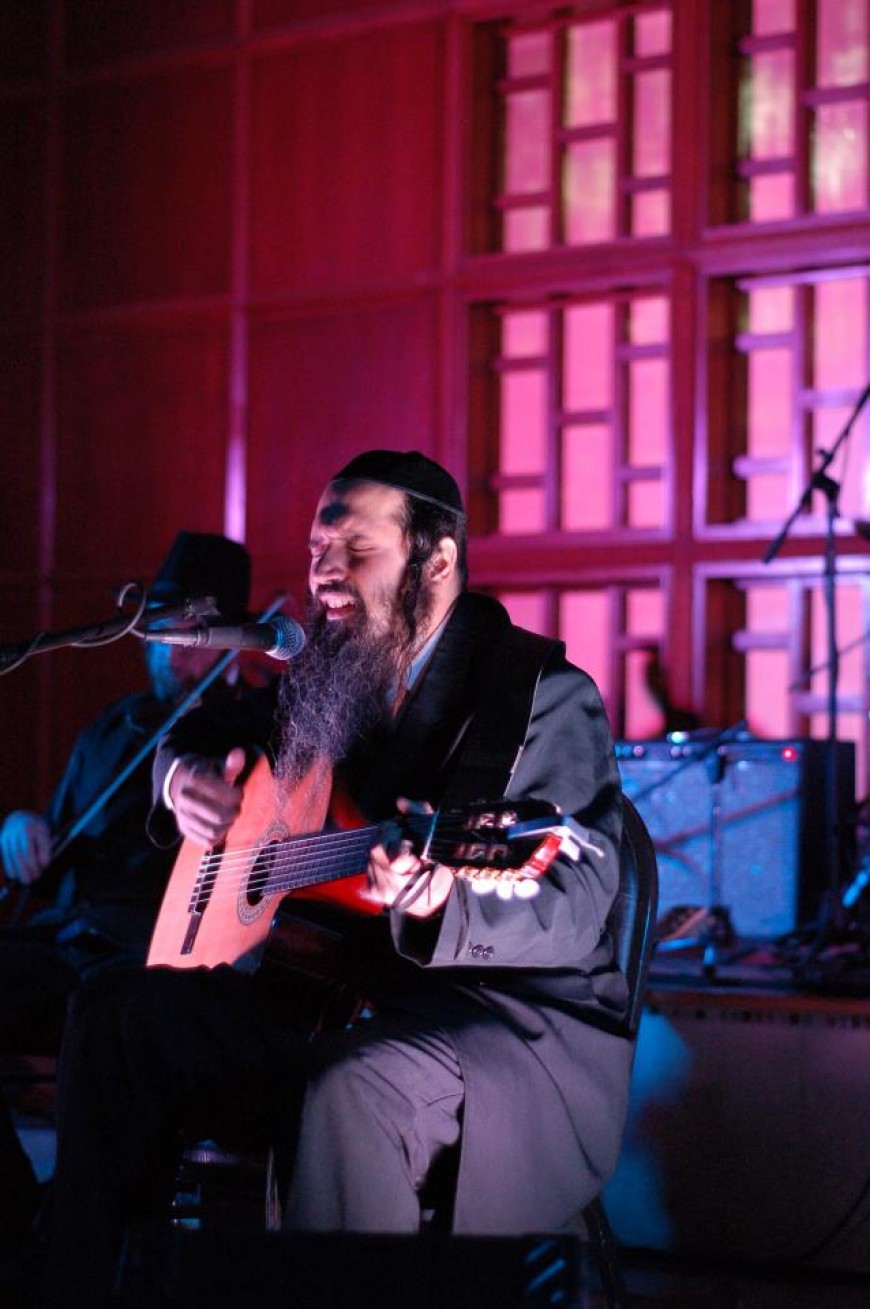 Yosef Karduner performing in NY last week