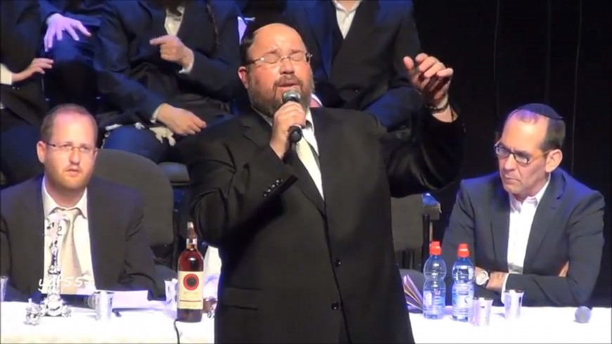Avremi Roth Sings Songs of Yossi Green