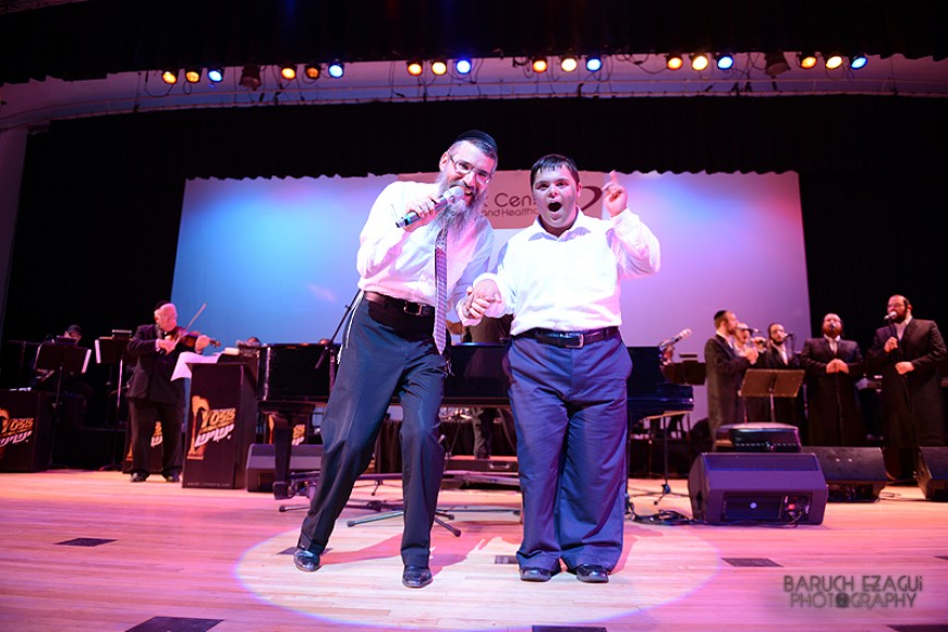 Avraham Fried & Abie Rotenberg Live! [Photos]