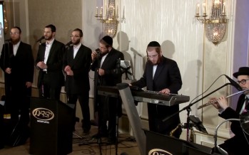 Yedidim Choir Sings Haneros Hallalu