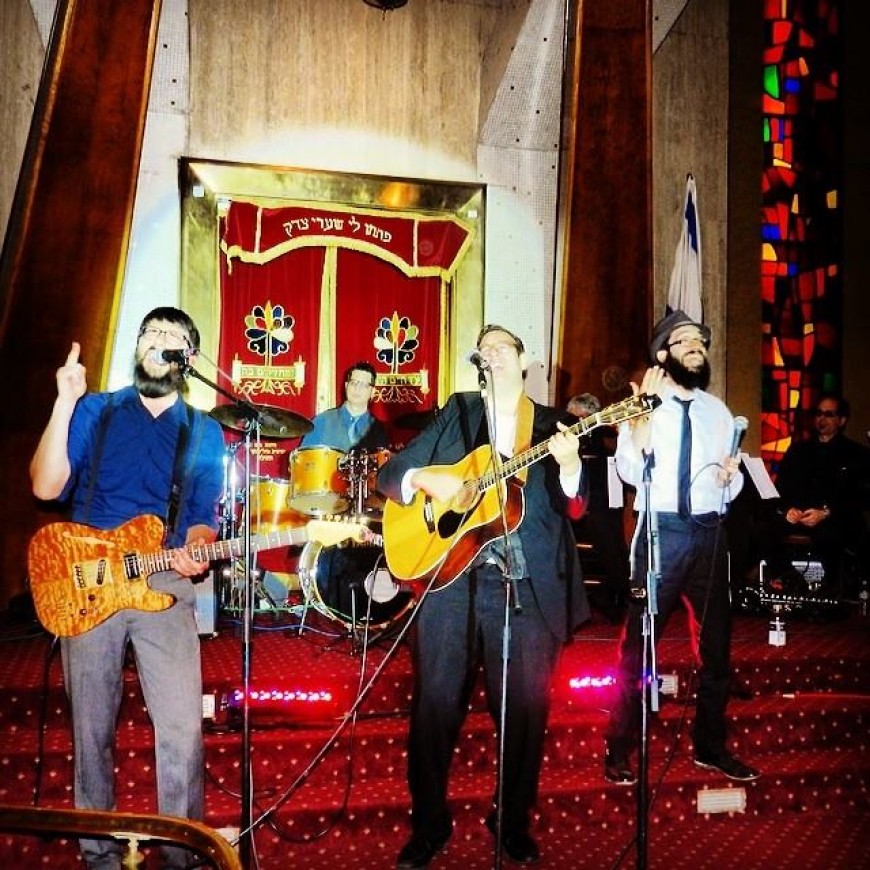 8th Day & Eli Schwebel performing at WSIS