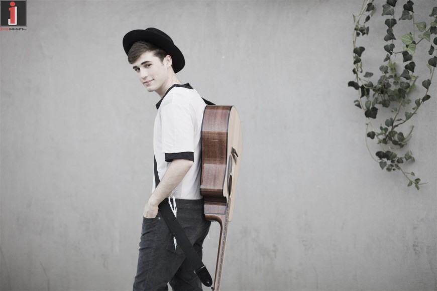 Meir Green – Ha’Osher Ha’Bah [Official Music Video]