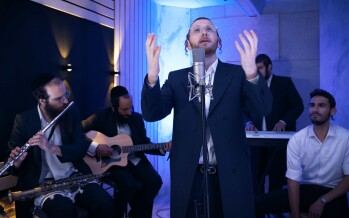 The Young Singer In His Debut Video With A Yamim Noraim Medley: “Tate Kum Schoin”!