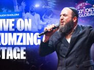 Boruch Sholom – Live on Kumzing Stage