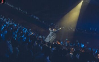 Earthquake In Jerusalem: 3000 Yeshiva Students, A 360° Stage & 1 Pini Einhorn Who Changed The Rules of The Game